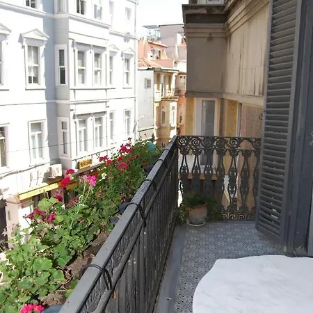 Unique 19th Century Levantine Mansion In Tomtom Villa
